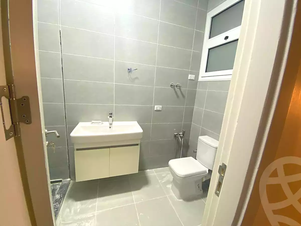 https://aqarmap.com.eg/ar/listing/7167785-for-sale-cairo-new-cairo-compounds-kmbwnd-ldf-lwtny
