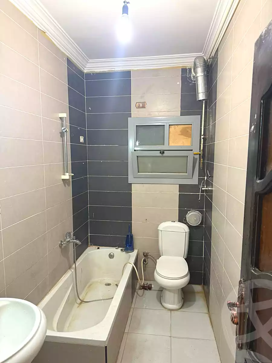 https://aqarmap.com.eg/ar/listing/7167945-for-rent-cairo-6th-of-october-el-ahyaa-neighborhood-3rd-street-31