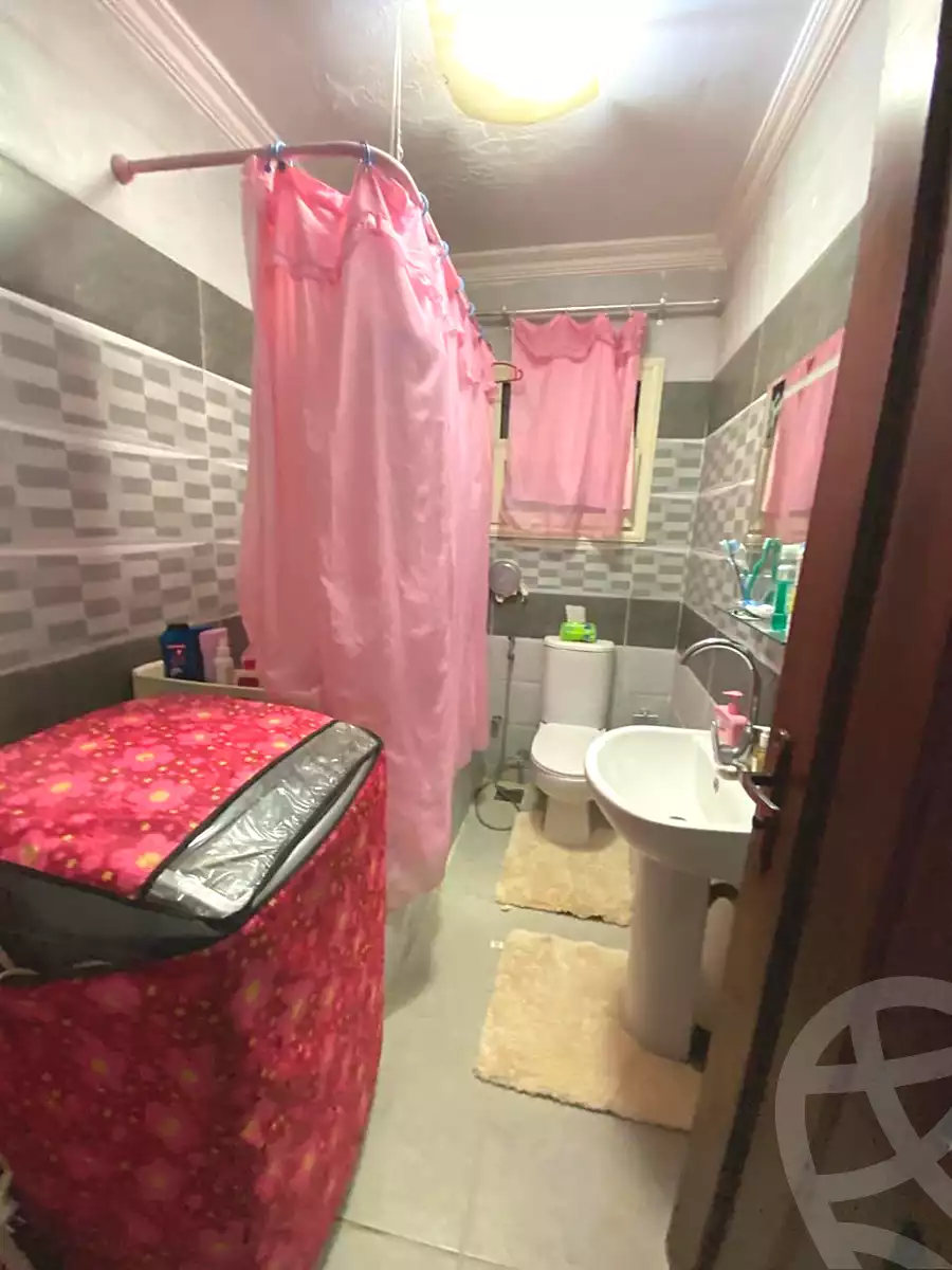 https://aqarmap.com.eg/ar/listing/7167973-for-sale-cairo-6th-of-october-el-ahyaa-neighborhood-3rd-al-hay-al-thalith-st