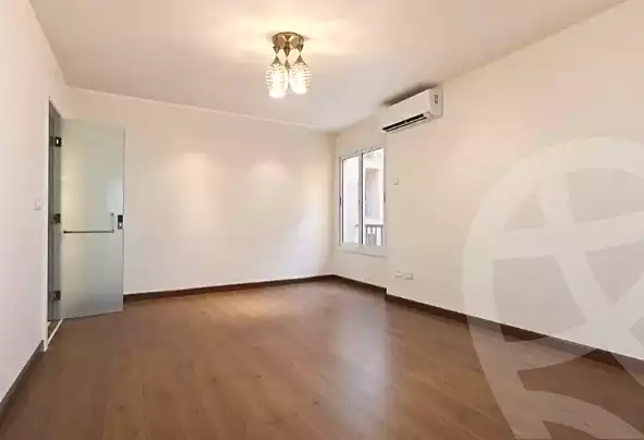 https://aqarmap.com.eg/ar/listing/7168007-for-sale-alexandria-lauran-shaarawy-st