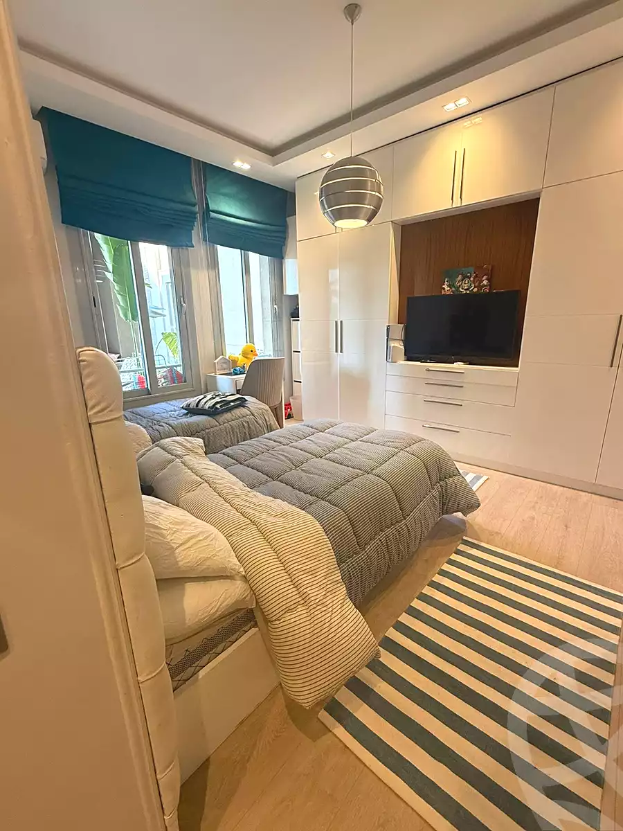 https://aqarmap.com.eg/ar/listing/7168038-for-sale-cairo-new-cairo-compounds-kmbwnd-fyldj-jyt-blm-hylz