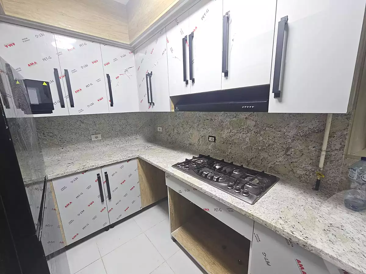 https://aqarmap.com.eg/ar/listing/7168162-for-rent-cairo-6th-of-october-compounds-jn-ktwbr