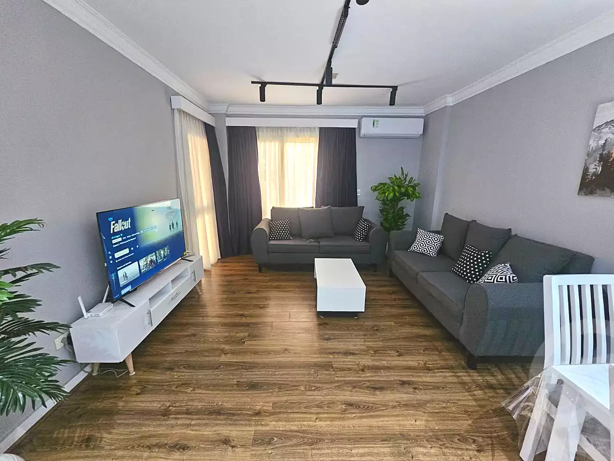 https://aqarmap.com.eg/ar/listing/7168162-for-rent-cairo-6th-of-october-compounds-jn-ktwbr