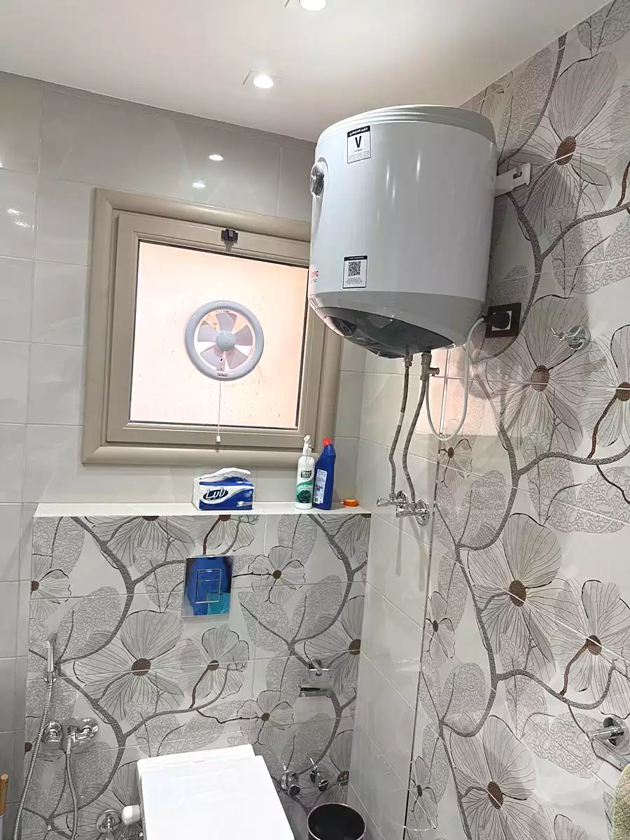 https://aqarmap.com.eg/ar/listing/7168234-for-sale-cairo-new-cairo-compounds-galleria-moon-valley-compound-arabia
