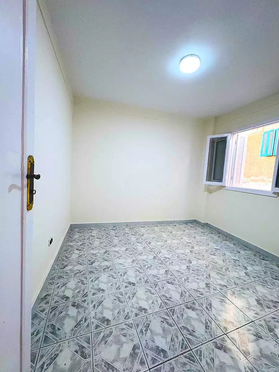 https://aqarmap.com.eg/ar/listing/7168580-for-sale-alexandria-al-agamy-shataa-el-nakheel