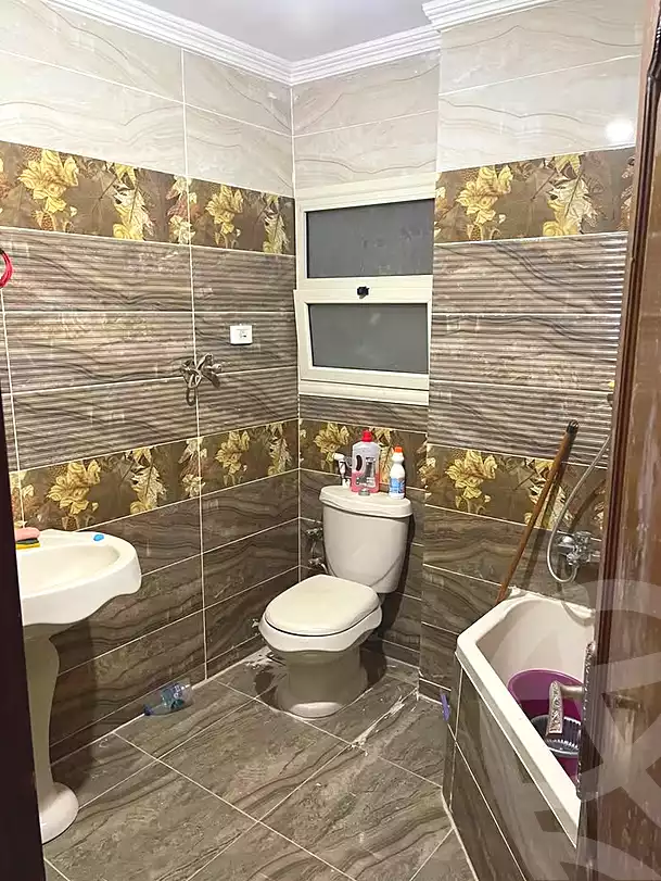 https://aqarmap.com.eg/ar/listing/7168725-for-sale-alexandria-al-agamy-lbytsh-bianchiii-street-1