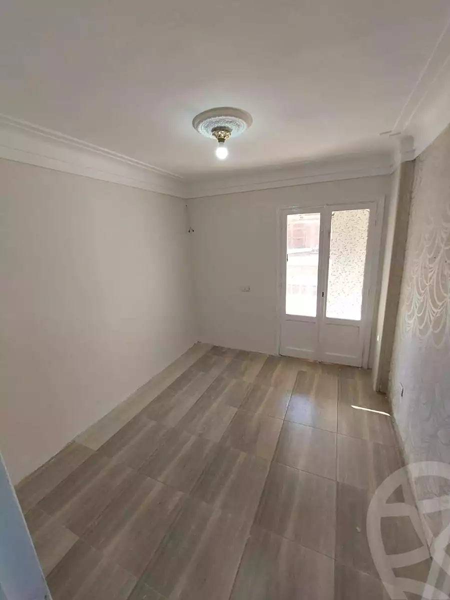https://aqarmap.com.eg/ar/listing/7168850-for-sale-alexandria-rs-ltyn