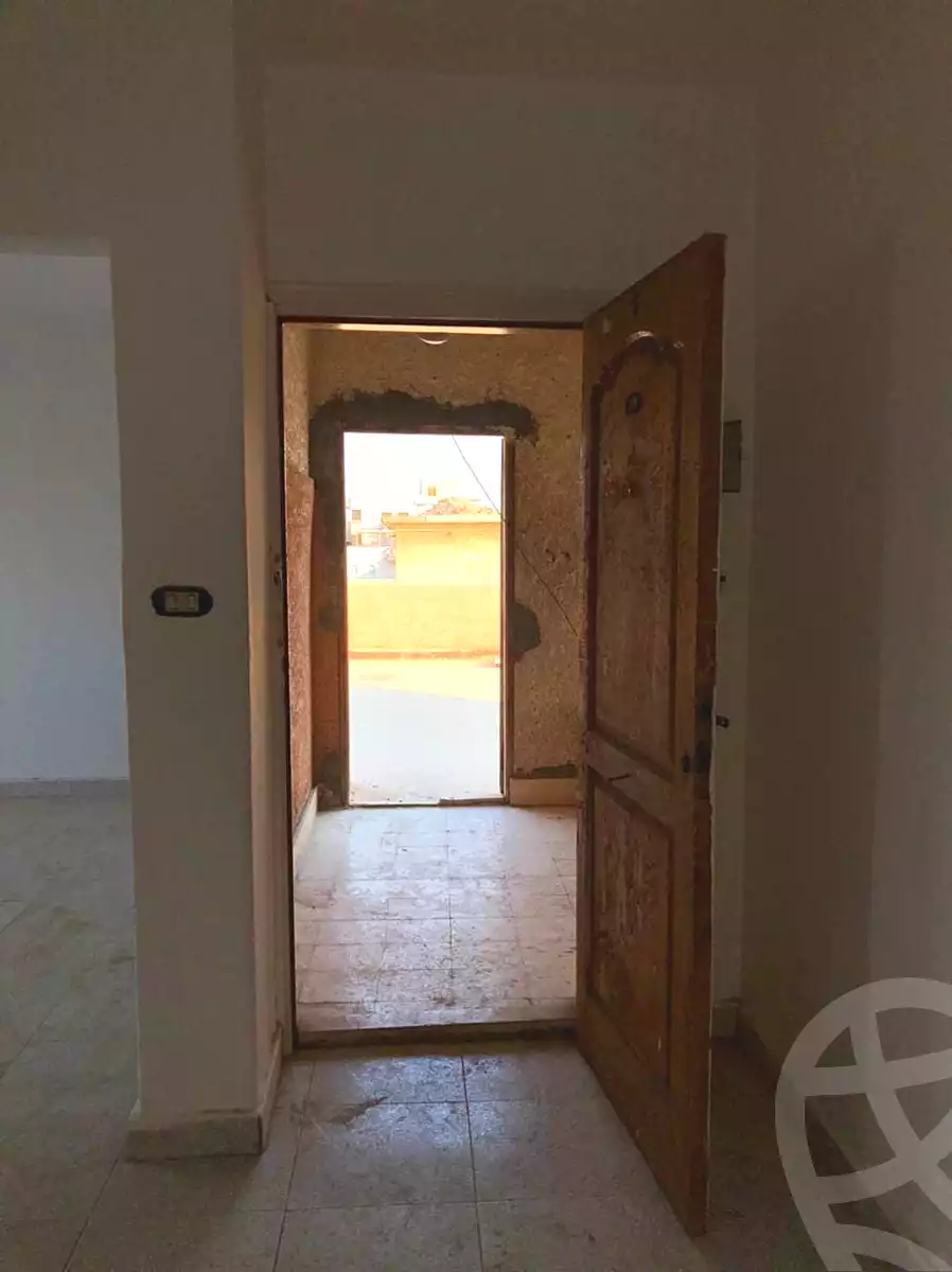 https://aqarmap.com.eg/ar/listing/7169229-for-sale-sharqia-10th-of-ramadan-al-hay-al-thany-wa-eshroon