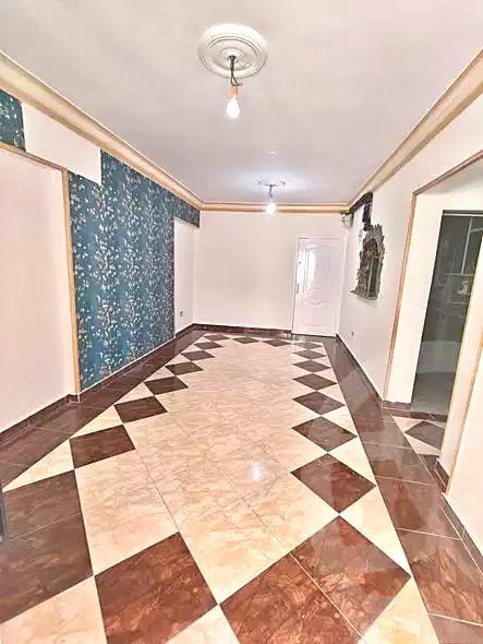 https://aqarmap.com.eg/ar/listing/7169286-for-sale-alexandria-miami-45-street