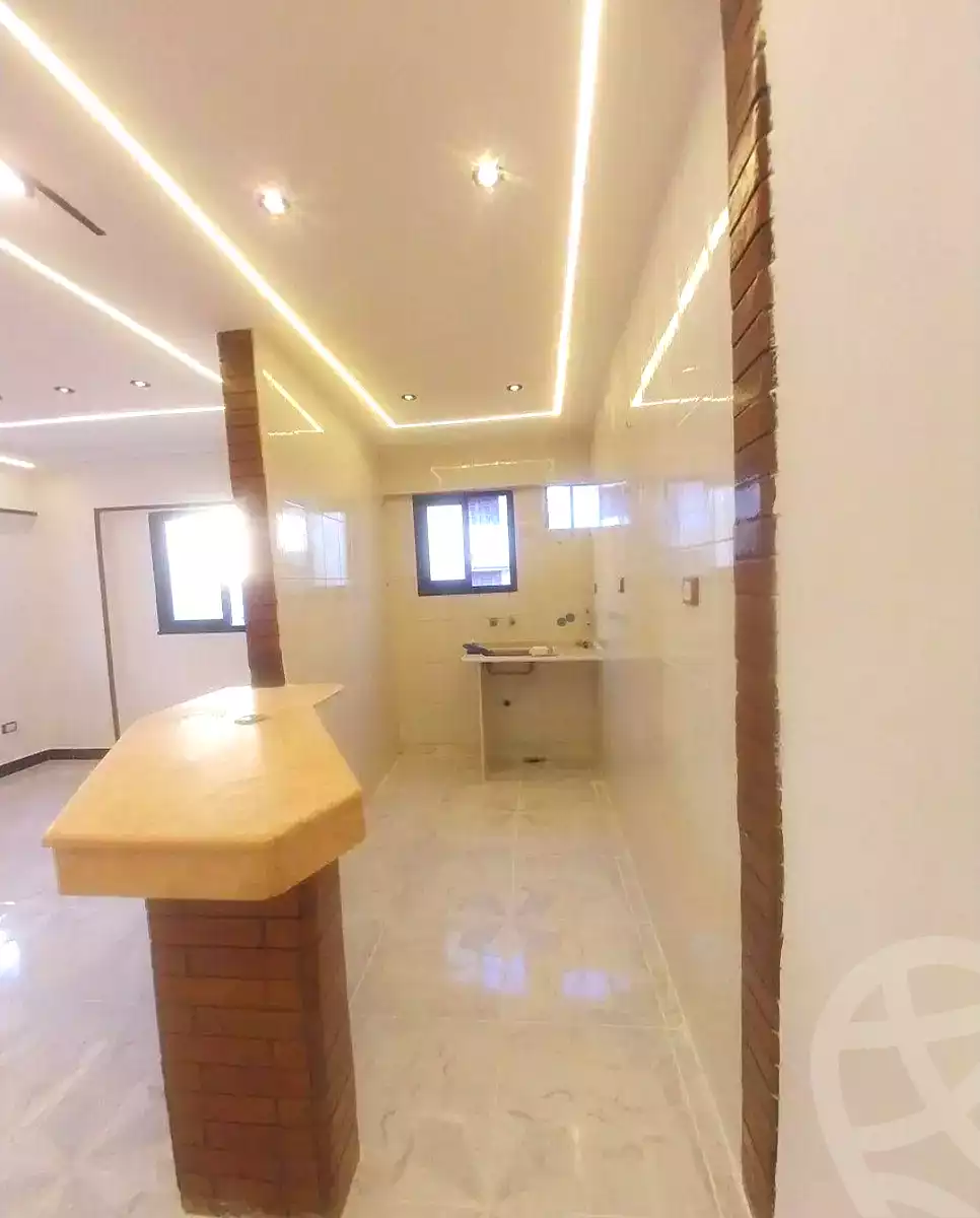 https://aqarmap.com.eg/en/listing/7170065-for-sale-alexandria-al-agamy-shataa-el-nakheel