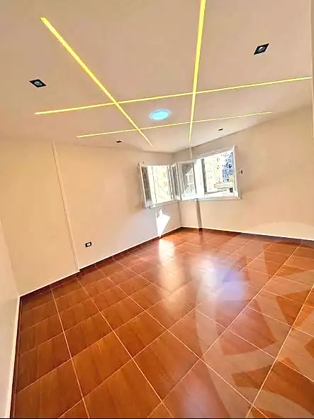 https://aqarmap.com.eg/ar/listing/7170089-for-sale-alexandria-miami-street-56