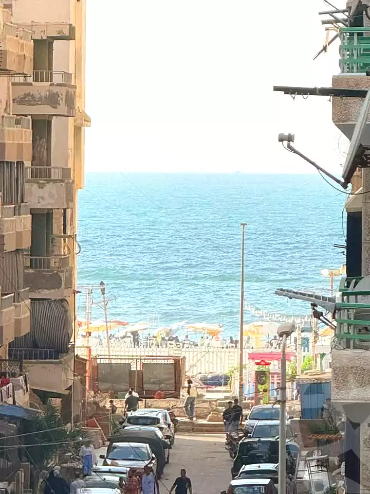 https://aqarmap.com.eg/ar/listing/7170493-for-sale-alexandria-al-agamy-shataa-el-nakheel
