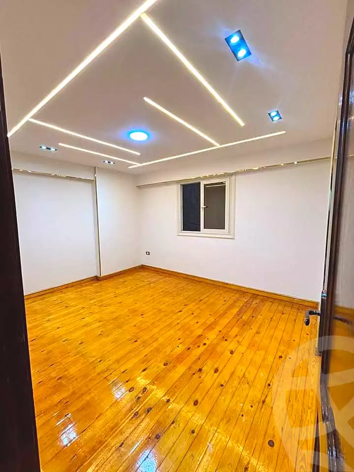 https://aqarmap.com.eg/ar/listing/7170514-for-sale-alexandria-sydy-bshr-sydy-bshr-bhry