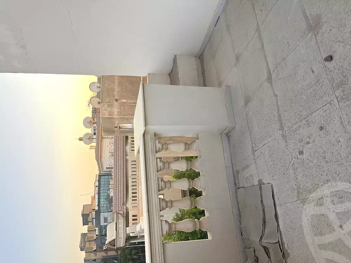 https://aqarmap.com.eg/en/listing/7170781-for-rent-cairo-new-cairo-first-settlement-mhwr-mstfy-kml