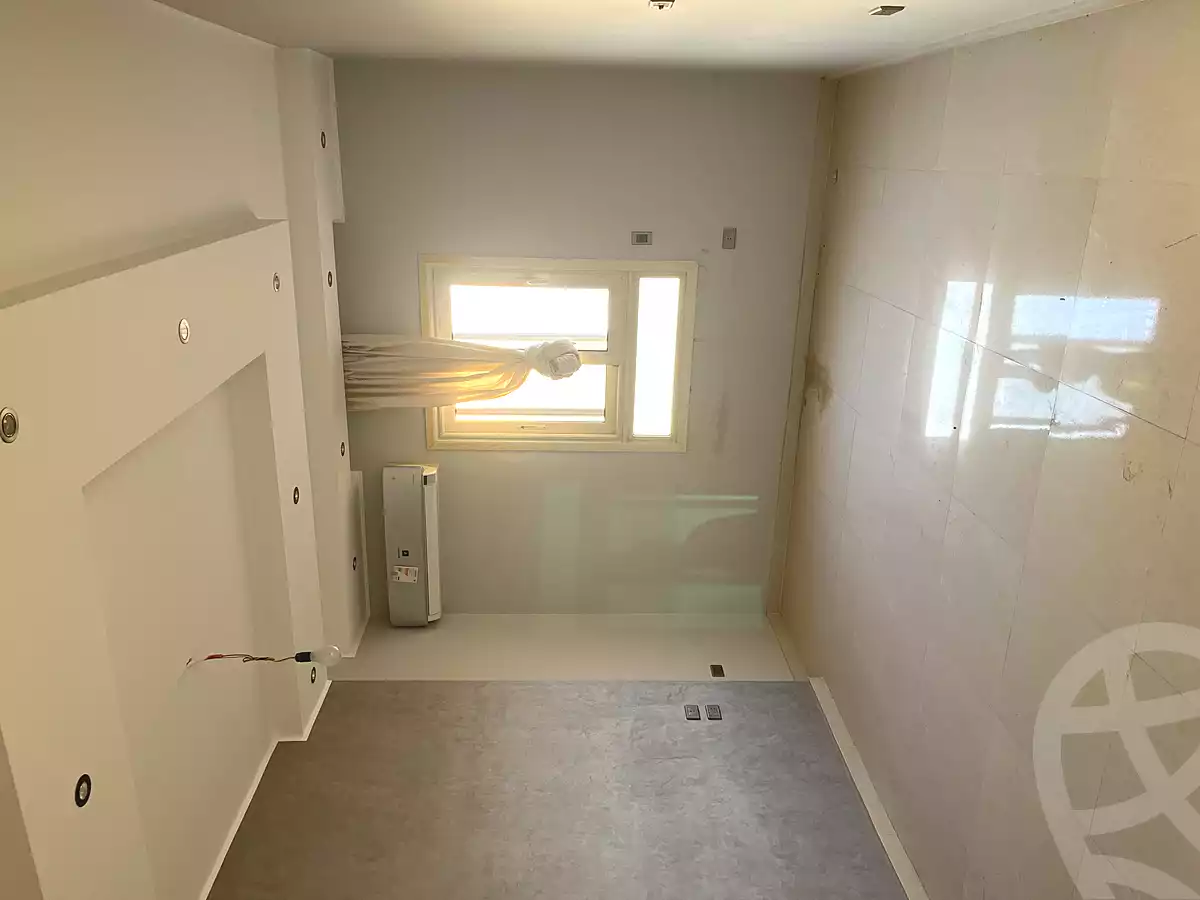 https://aqarmap.com.eg/en/listing/7170781-for-rent-cairo-new-cairo-first-settlement-mhwr-mstfy-kml