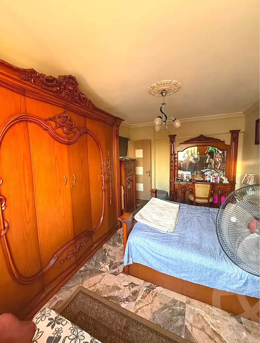 https://aqarmap.com.eg/ar/listing/7170867-for-sale-alexandria-sydy-bshr-sydy-bshr-bhry-shr-khld-bn-lwlyd