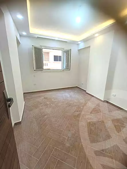 https://aqarmap.com.eg/ar/listing/7170926-for-sale-alexandria-sydy-bshr-sydy-bshr-bhry-gamal-abd-el-nasir-st