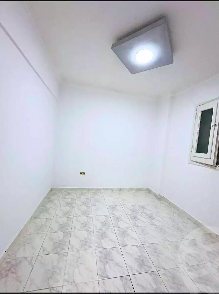 https://aqarmap.com.eg/ar/listing/7170949-for-sale-alexandria-al-agamy-shataa-el-nakheel