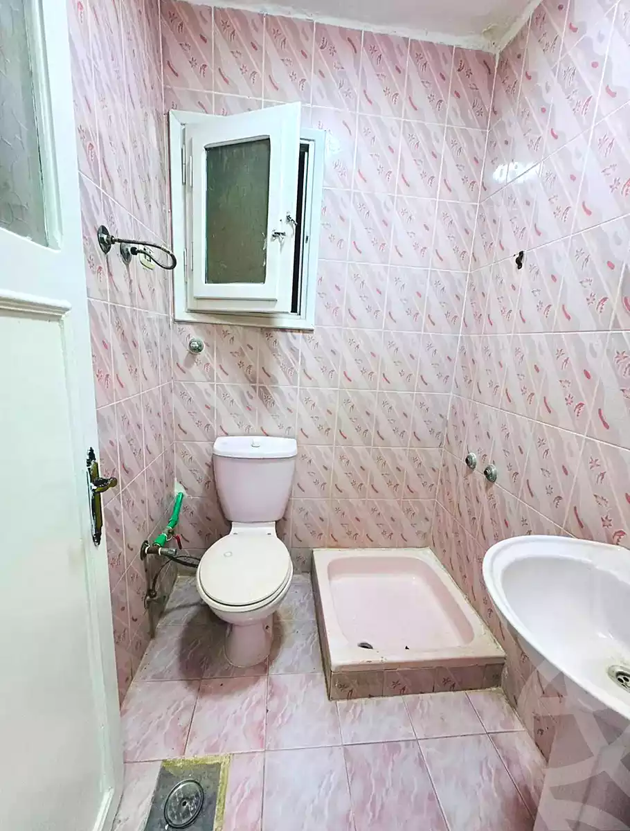 https://aqarmap.com.eg/ar/listing/7170949-for-sale-alexandria-al-agamy-shataa-el-nakheel