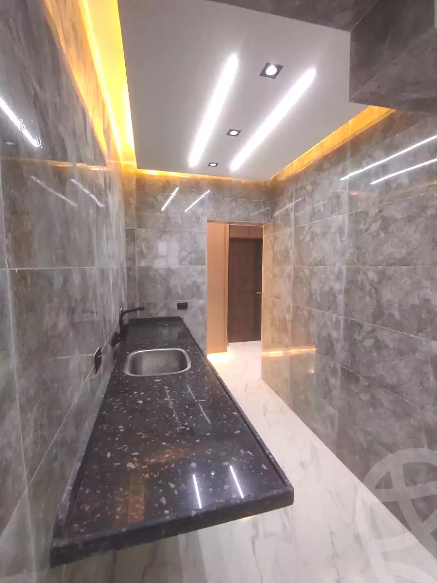 https://aqarmap.com.eg/ar/listing/7170979-for-sale-alexandria-al-agamy-lbytsh-shahr-al-assal-st