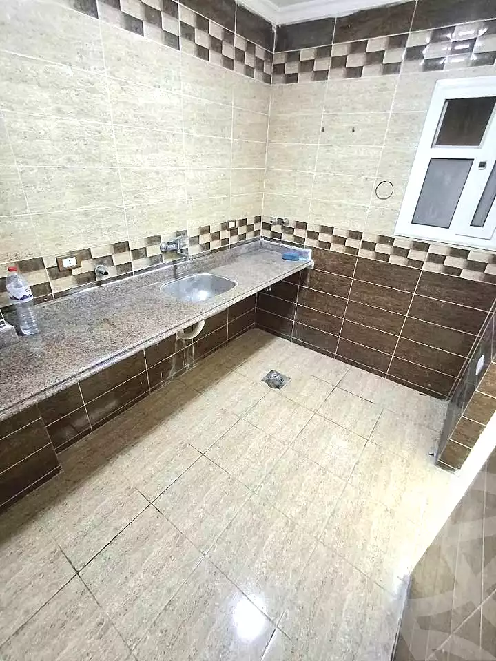 https://aqarmap.com.eg/ar/listing/7171081-for-sale-alexandria-el-asafra-shr-45