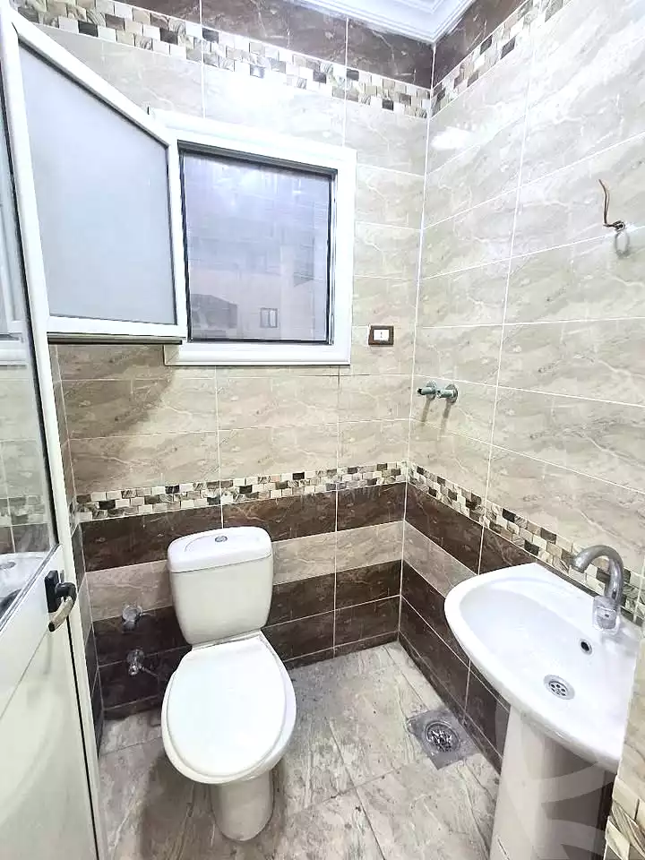 https://aqarmap.com.eg/ar/listing/7171081-for-sale-alexandria-el-asafra-shr-45