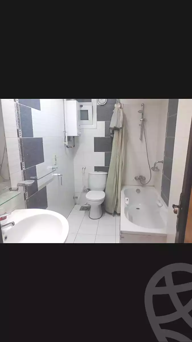 https://aqarmap.com.eg/en/listing/7171244-for-sale-cairo-nasr-city-el-hay-el-sabea-abo-el-fawars-st