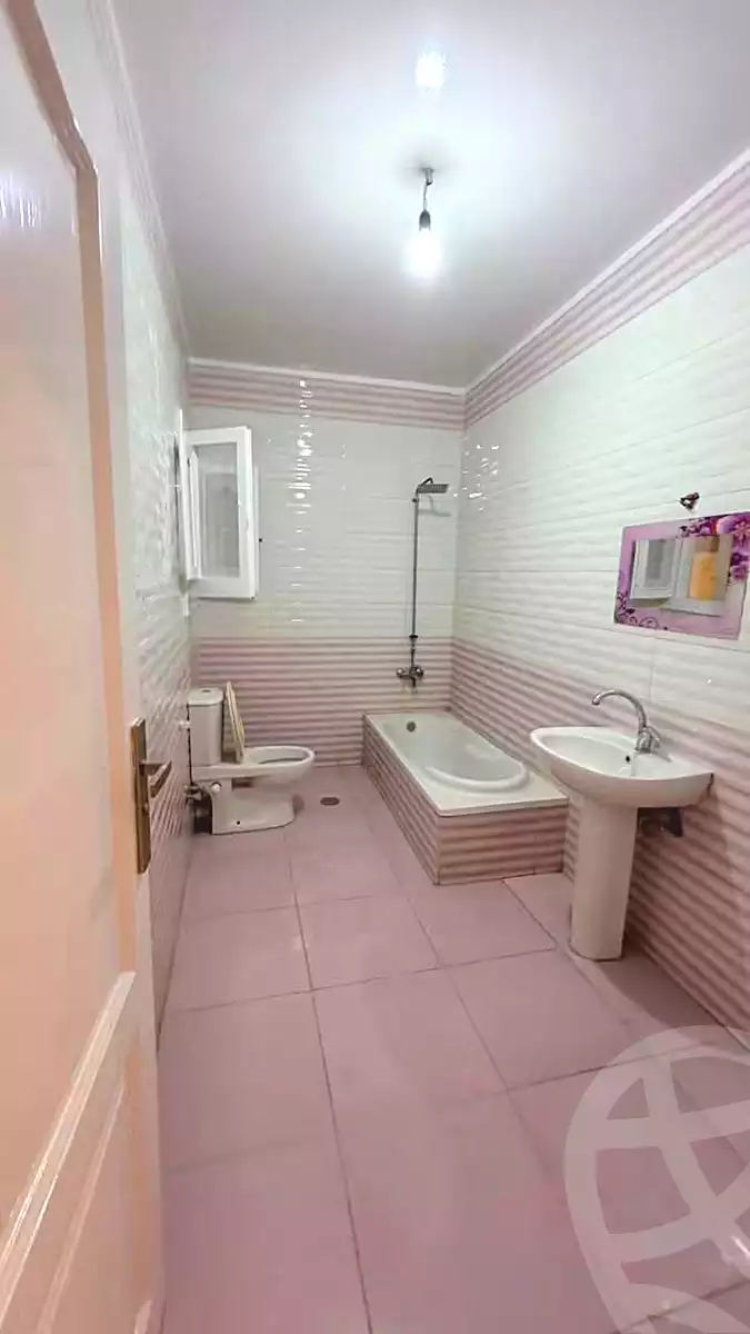 https://aqarmap.com.eg/en/listing/7171306-for-rent-cairo-nozha-2-el-khamseen-st