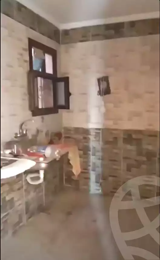 https://aqarmap.com.eg/ar/listing/7171333-for-sale-cairo-ain-shams-ain-shams-el-sharkia-afifi-effat-st