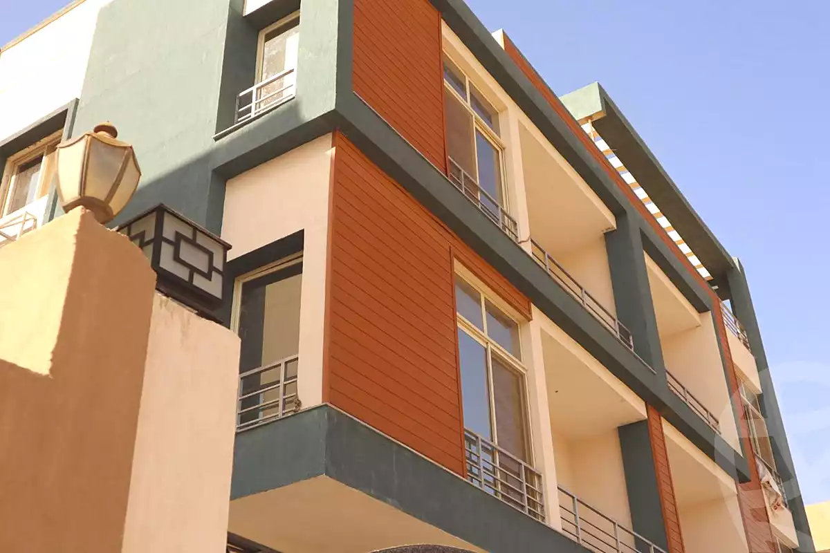 https://aqarmap.com.eg/ar/listing/7171567-for-sale-cairo-el-sheikh-zayed-city-el-hay-elthamen-area-2