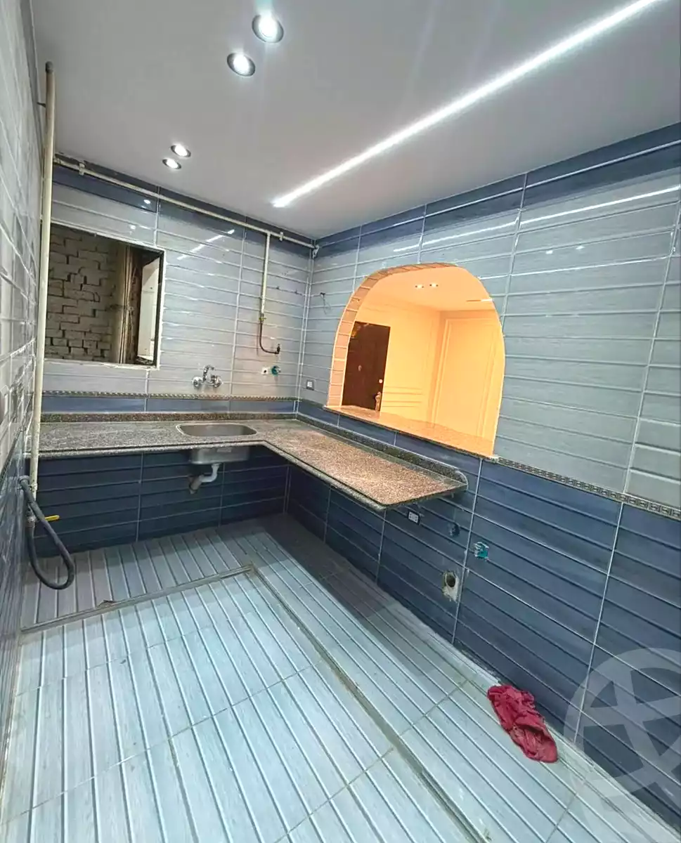 https://aqarmap.com.eg/ar/listing/7171956-for-sale-alexandria-al-agamy-lbytsh-shahr-al-assal-st