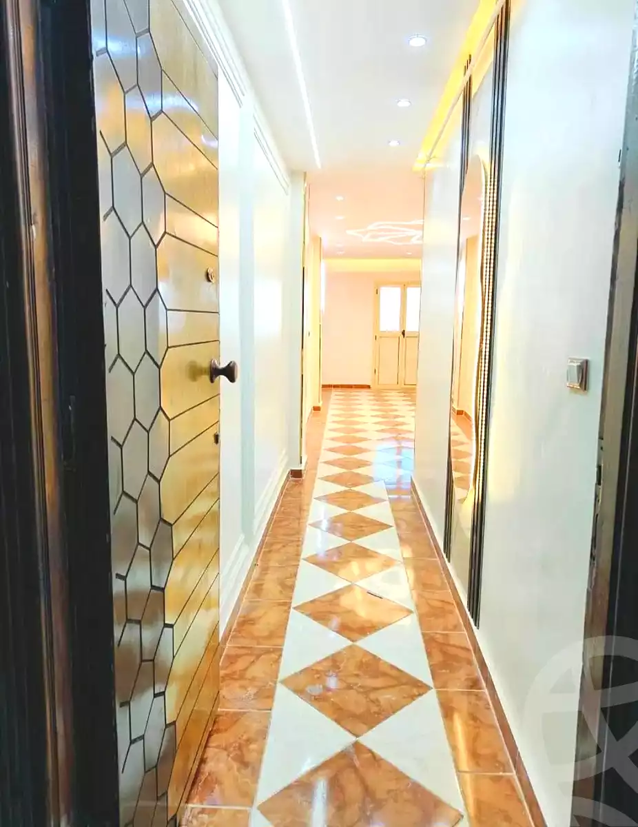 https://aqarmap.com.eg/en/listing/7172076-for-sale-alexandria-al-agamy-el-hanouvel-abo-el-shawareb-st