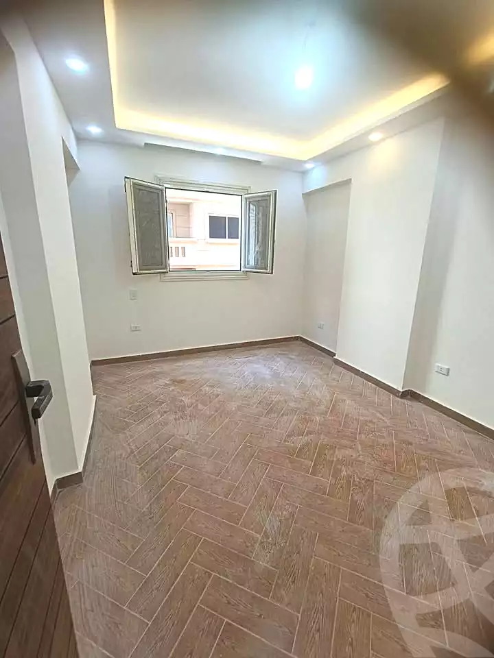 https://aqarmap.com.eg/ar/listing/7172084-for-sale-alexandria-sydy-bshr-sydy-bshr-bhry-street-17