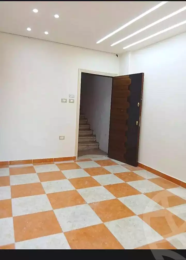 https://aqarmap.com.eg/ar/listing/7172805-for-sale-alexandria-el-asafra-shr-45