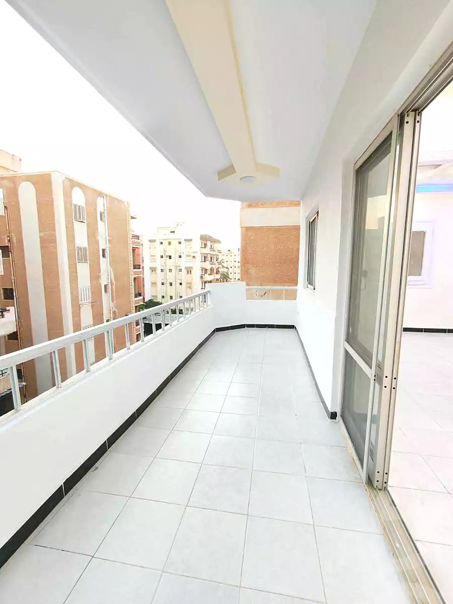 https://aqarmap.com.eg/ar/listing/7173176-for-sale-alexandria-al-agamy-shataa-el-nakheel