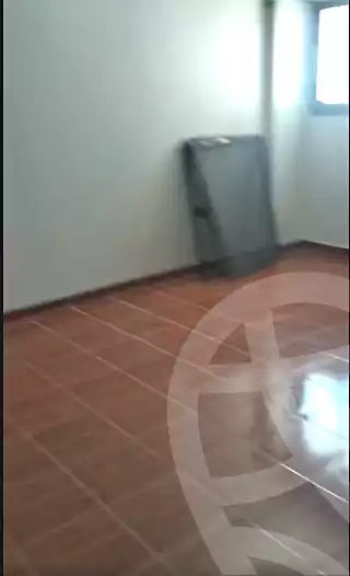 https://aqarmap.com.eg/ar/listing/7173212-for-rent-alexandria-al-agamy-el-hanouvel-al-haded-we-al-soulb-st