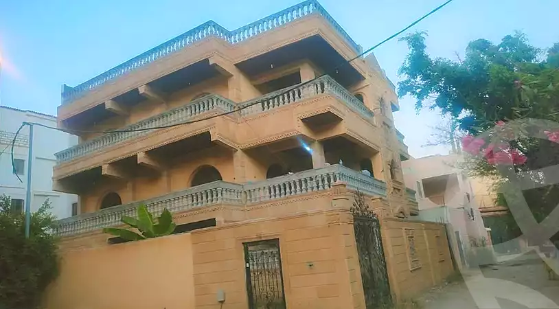 https://aqarmap.com.eg/ar/listing/7173319-for-sale-alexandria-al-agamy-lbytsh-el-hanafeya-st
