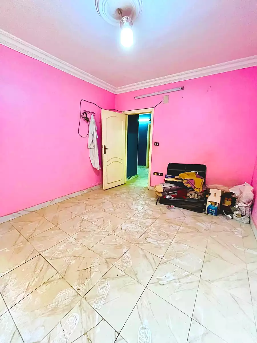 https://aqarmap.com.eg/ar/listing/7173389-for-sale-cairo-el-haram-shareaa-khatem-el-morsalen
