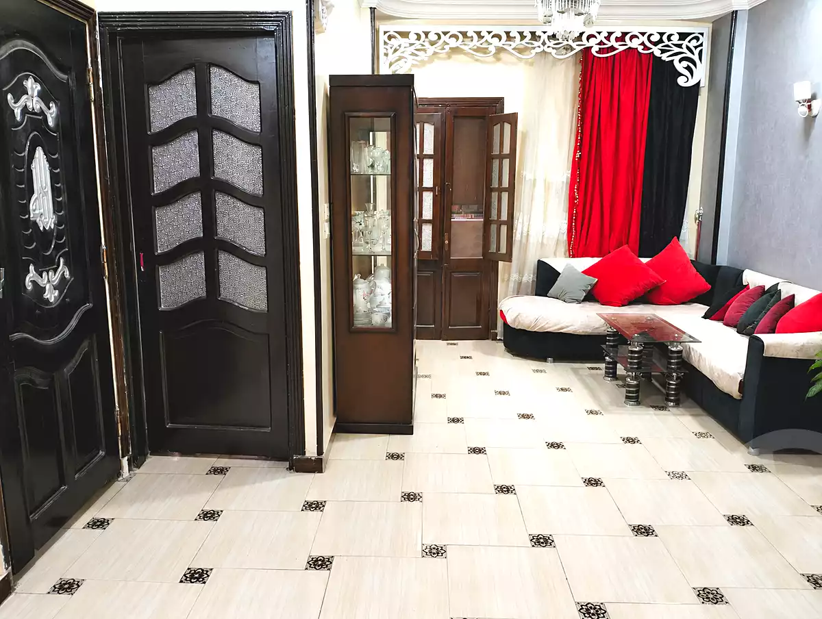 https://aqarmap.com.eg/ar/listing/7173394-for-sale-qalyubia-shubra-el-khaima-shubra-el-khaima-city-hamis-st