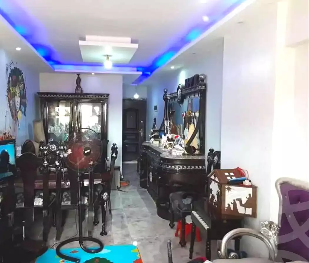 https://aqarmap.com.eg/ar/listing/7173440-for-sale-alexandria-el-montazah-compounds-in-el-montazah-cecilia-compound