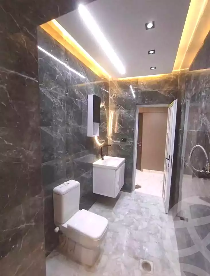 https://aqarmap.com.eg/ar/listing/7173718-for-sale-alexandria-al-agamy-lbytsh-shahr-al-assal-st
