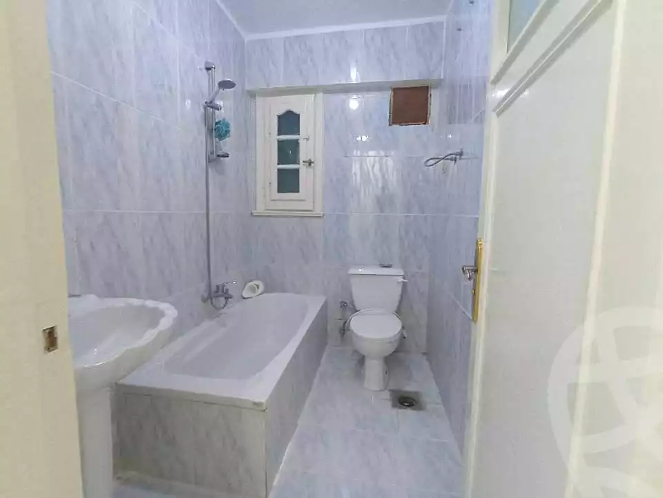 https://aqarmap.com.eg/en/listing/7173758-for-sale-alexandria-al-agamy-shataa-el-nakheel