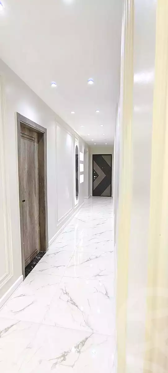 https://aqarmap.com.eg/en/listing/7173827-for-sale-alexandria-al-agamy-el-hanouvel