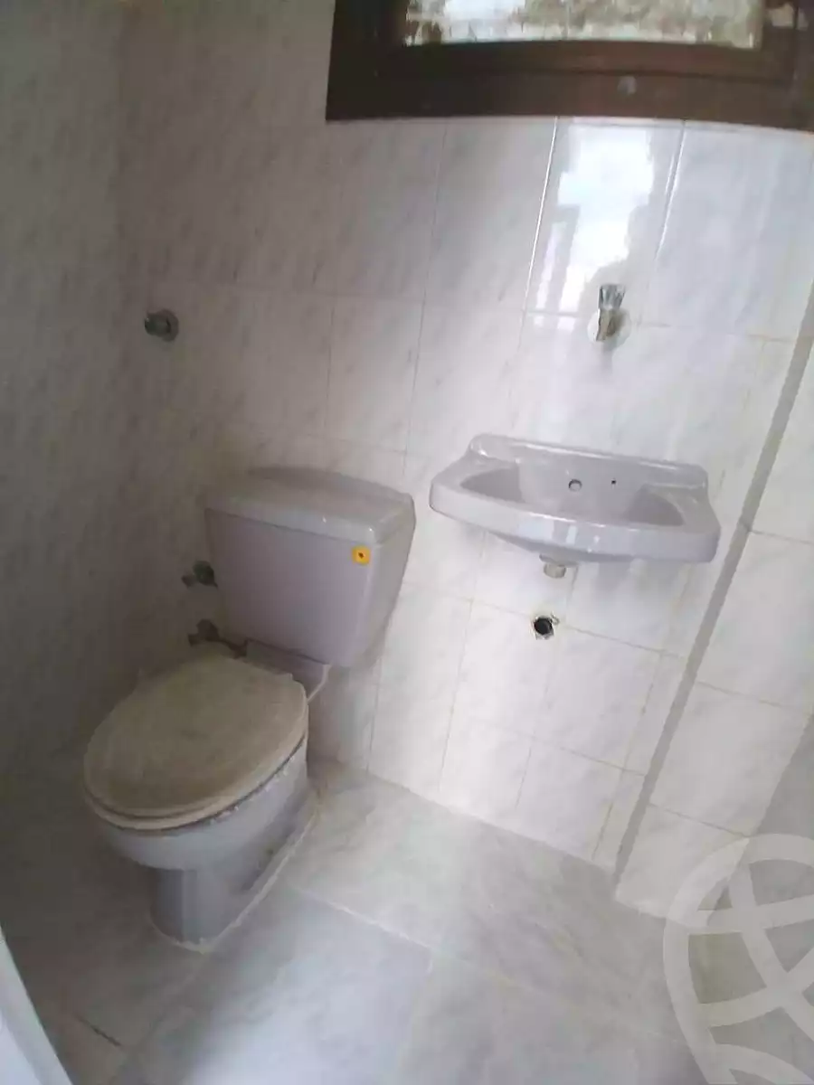 https://aqarmap.com.eg/en/listing/7174346-for-sale-alexandria-al-agamy-shataa-el-nakheel