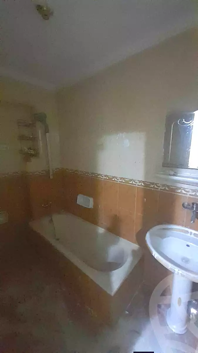 https://aqarmap.com.eg/en/listing/7174532-for-sale-alexandria-lsywf-el-falki