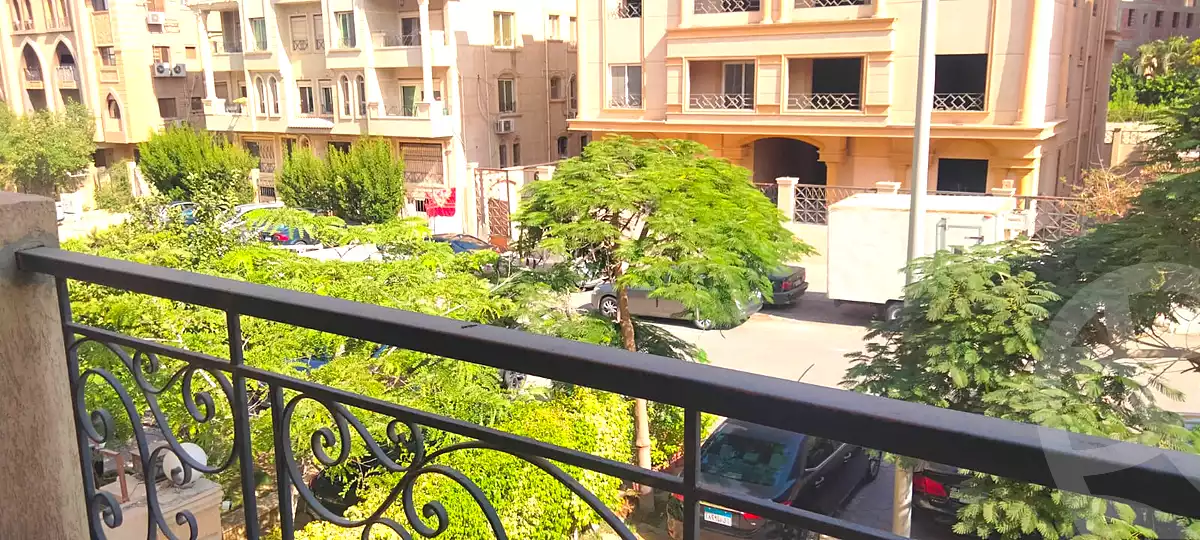 https://aqarmap.com.eg/en/listing/7174533-for-sale-cairo-new-cairo-gharb-arabila-doctor-hani-maher-st