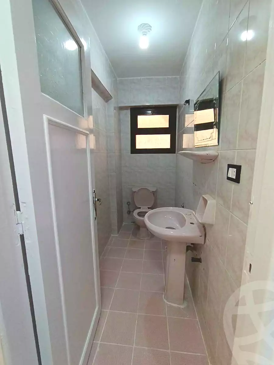 https://aqarmap.com.eg/en/listing/7174599-for-sale-alexandria-al-agamy-shataa-el-nakheel