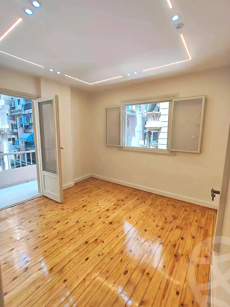 https://aqarmap.com.eg/ar/listing/7174674-for-sale-alexandria-miami-el-arman-st