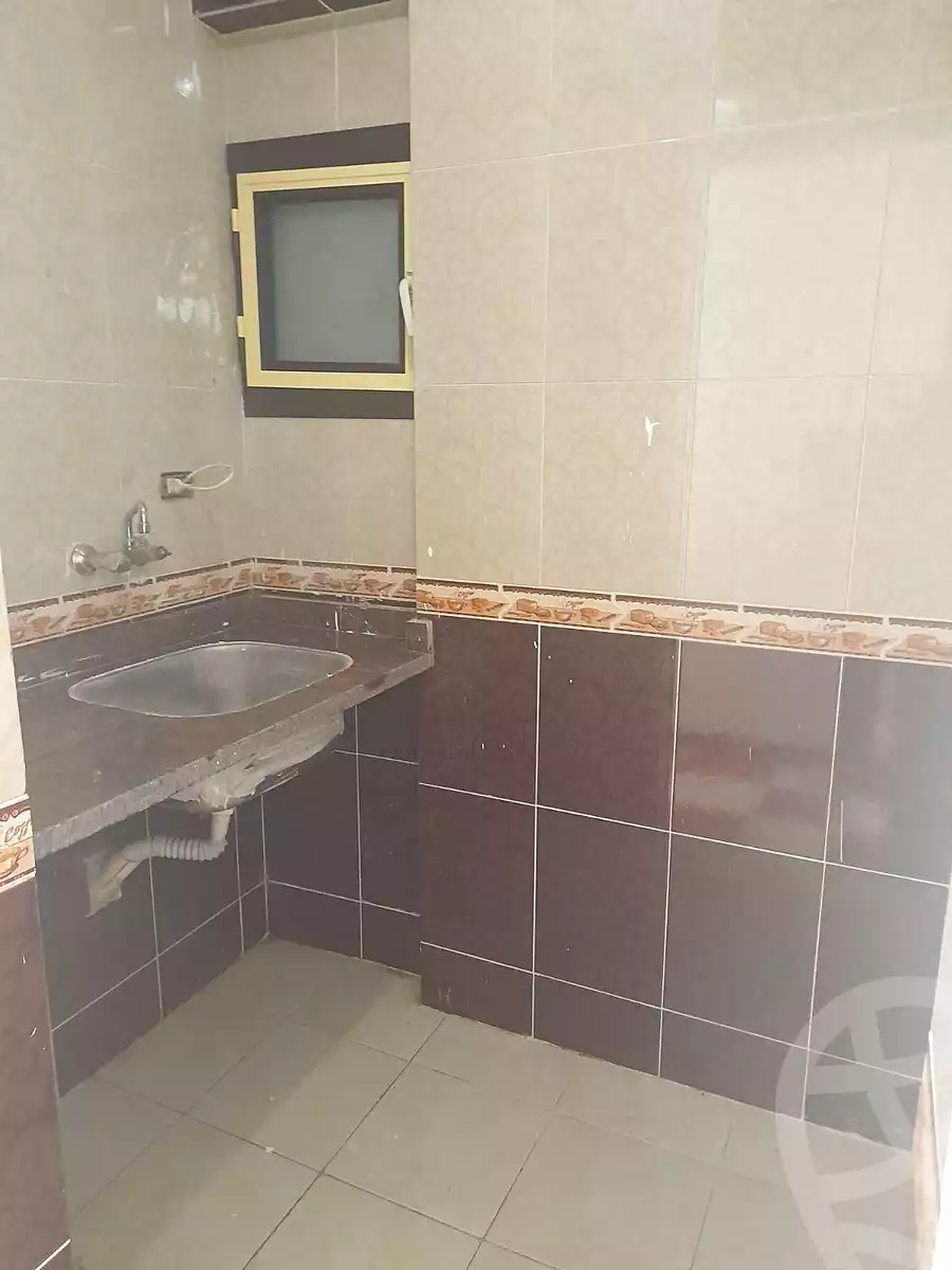 https://aqarmap.com.eg/ar/listing/7174768-for-sale-alexandria-el-asafra-shr-45