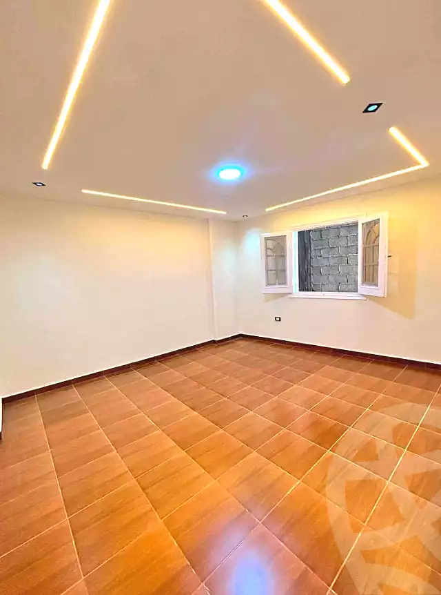https://aqarmap.com.eg/ar/listing/7174850-for-sale-alexandria-miami-street-56